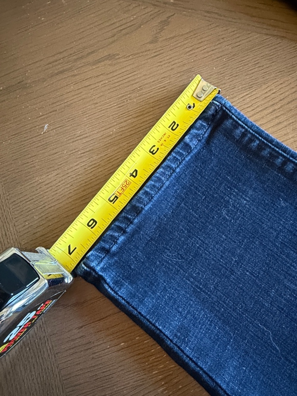 Levi’s | Classic Straight Blue Jeans - Picture 8 of 9